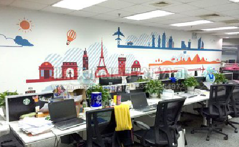 鹿寨教你设计办公室墙绘的方法。